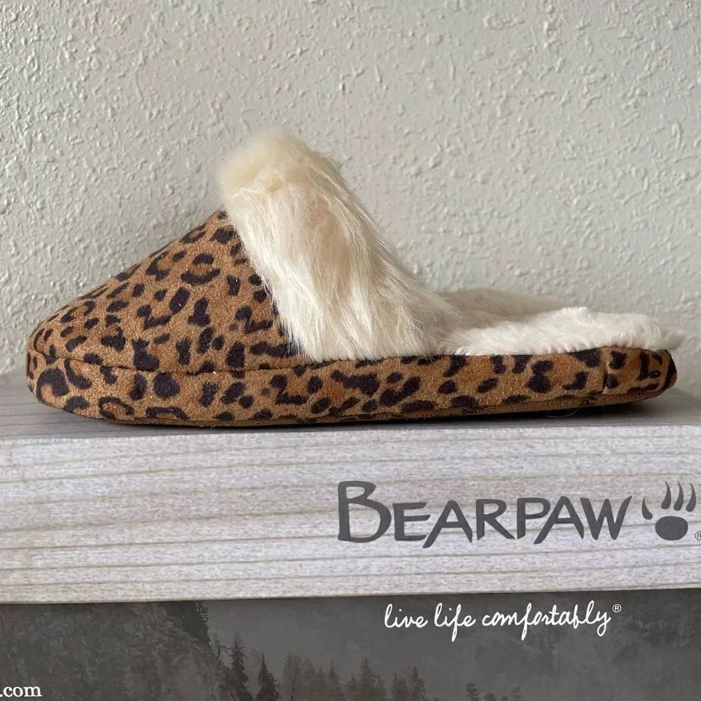 NIB BearPaw Roshelle Leopard Print Faux Fur Lined Slippers Size S (5-6)